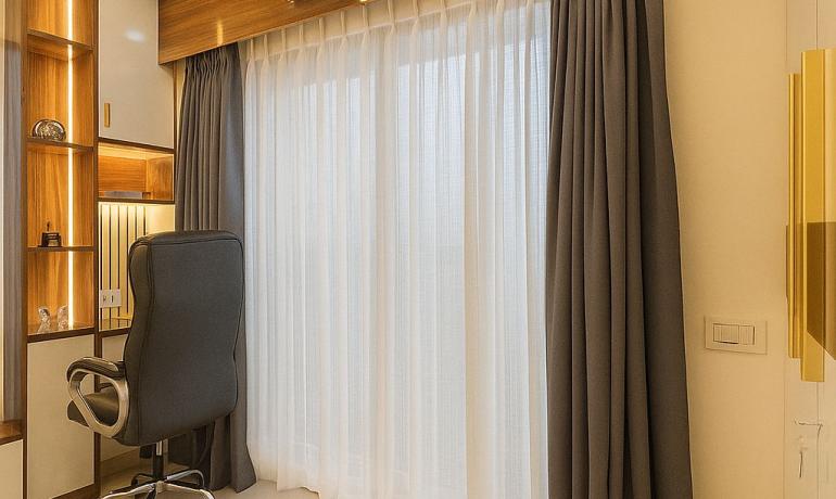 Top-Rated Studio in New Town