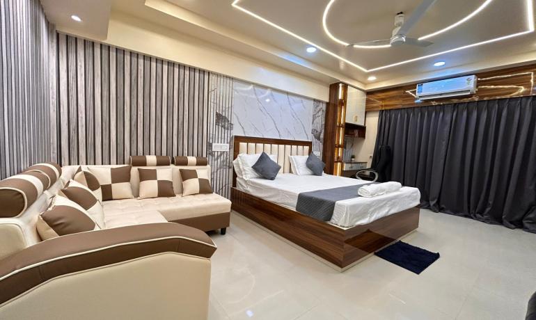 Top-Rated Studio in New Town