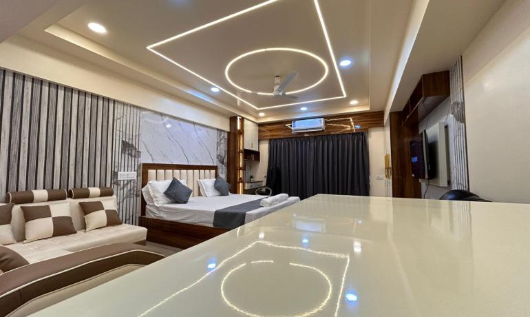 Top-Rated Studio in New Town