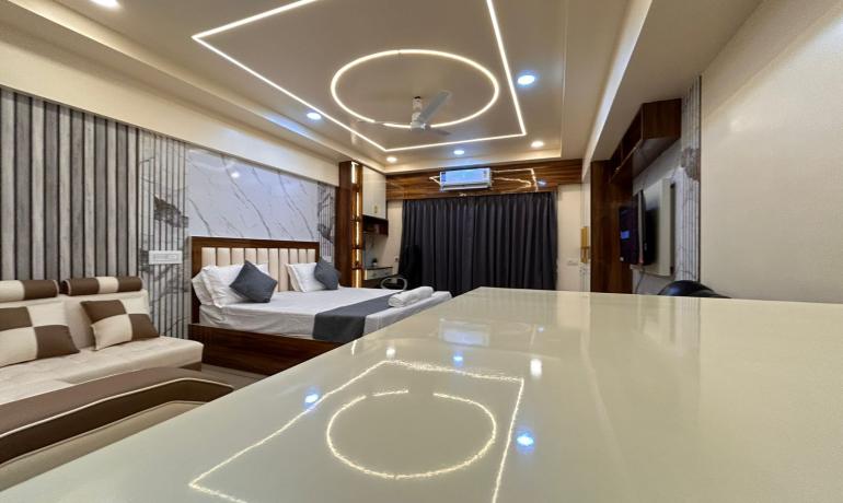Top-Rated Studio in New Town